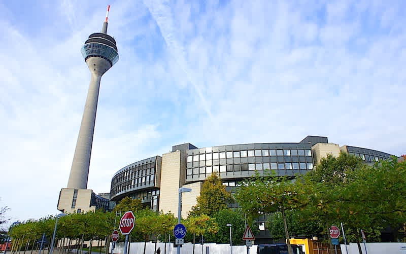 Ren-Kulesi-Dusseldorf